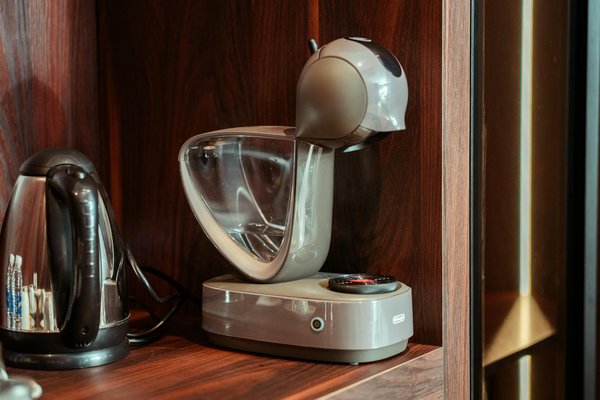 How to participate in UK clinical trials for new medical treatments?